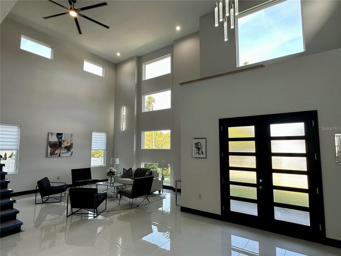 House in St. Petersburg, Florida, United States 4 - 17186642
