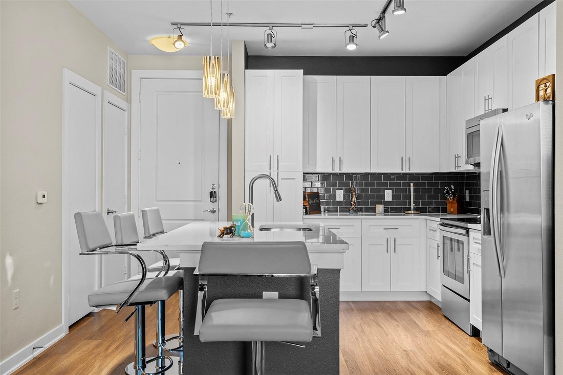Condo in Austin, Texas, United States 3 - 17191520