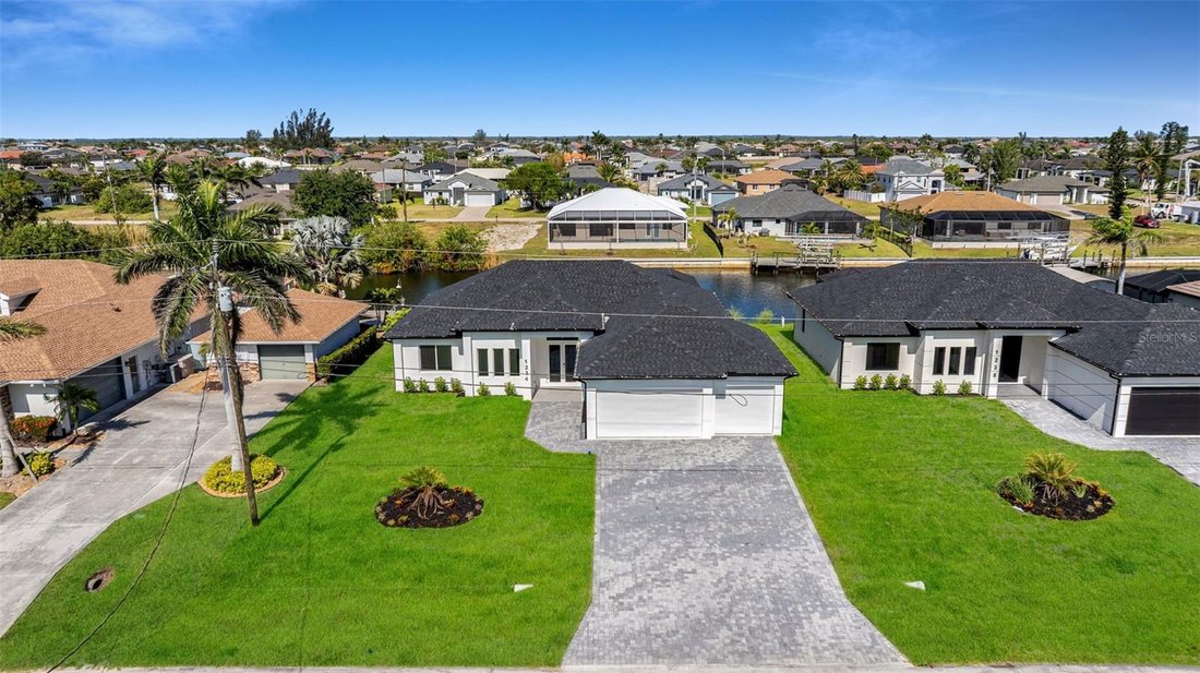 House in Cape Coral, Florida, United States 3 - 17187361