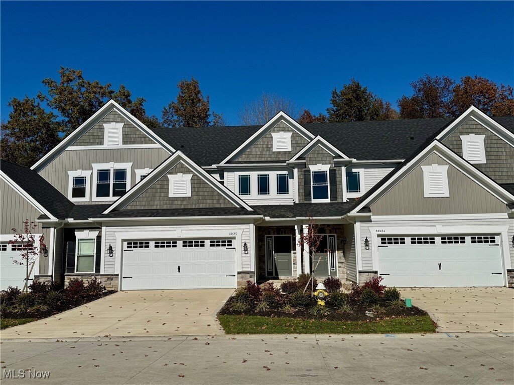 Condo in Avon Lake, Ohio, United States 1 - 17175471