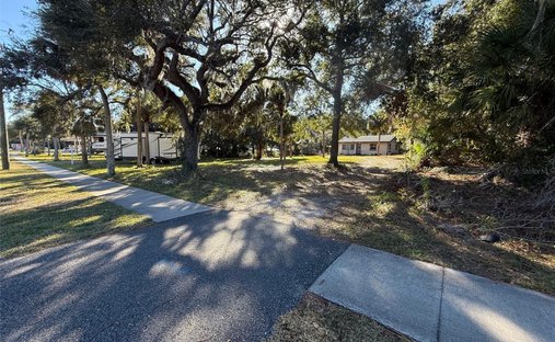 House in Edgewater, Florida, United States 1