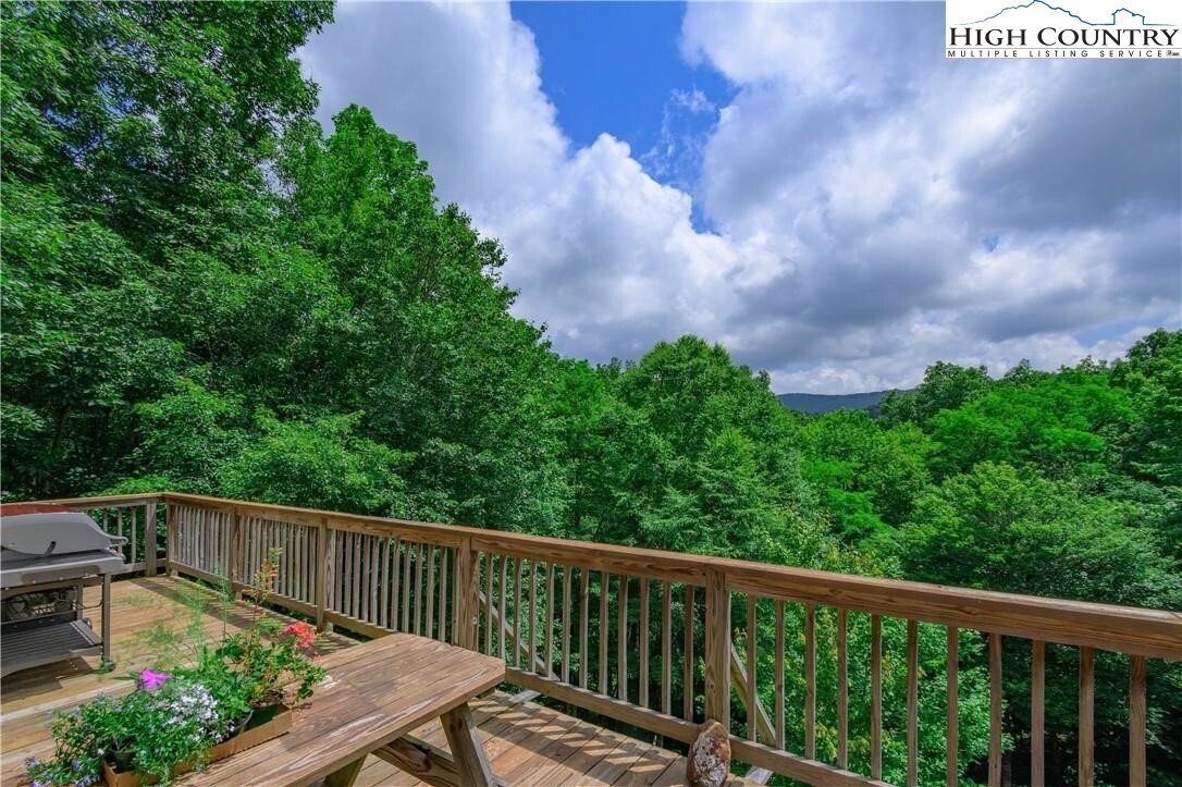 House in Newland, North Carolina, United States 2 - 17174022