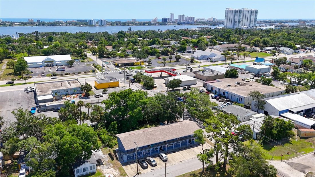 Holly Hill, Florida, United States 1 - 17179835