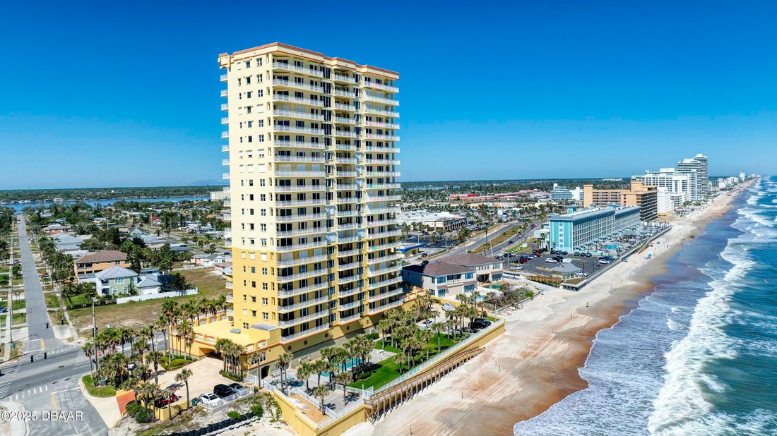 Condo in Daytona Beach, Florida, United States 2 - 17164737