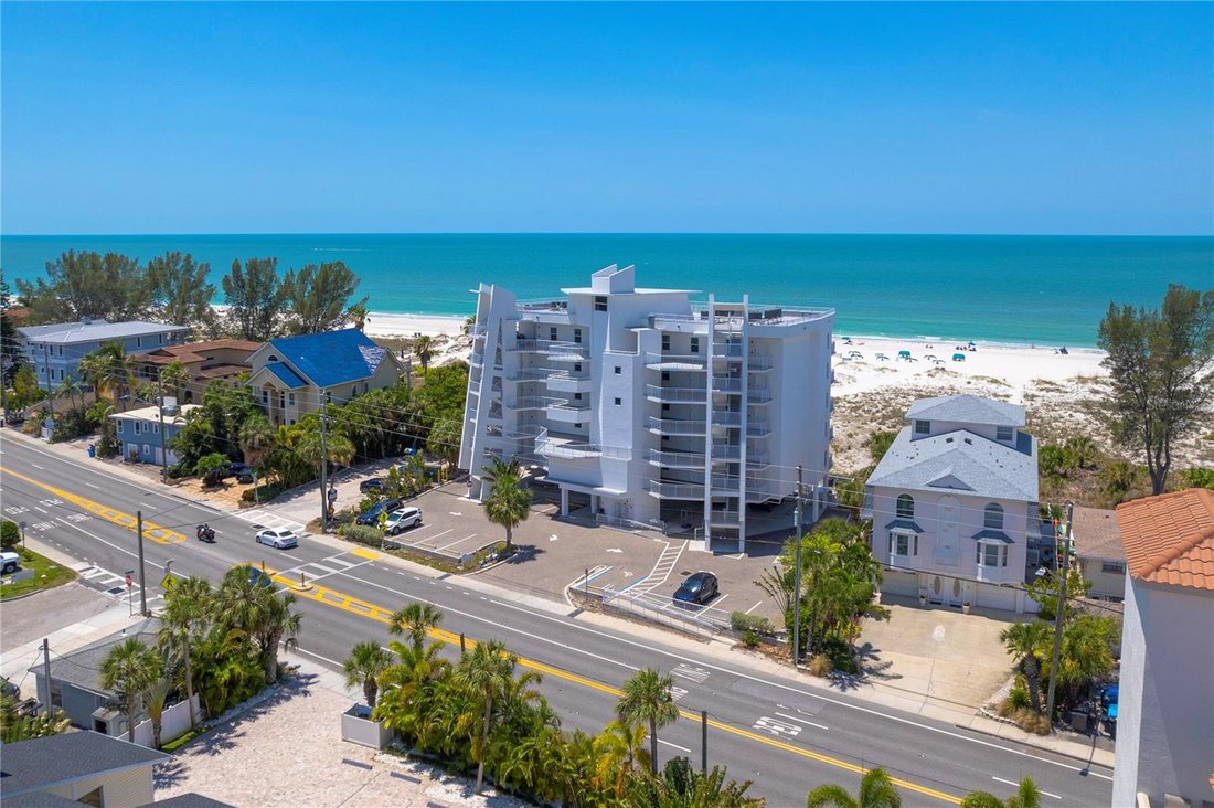 Condo in St. Pete Beach, Florida, United States 3 - 17178400