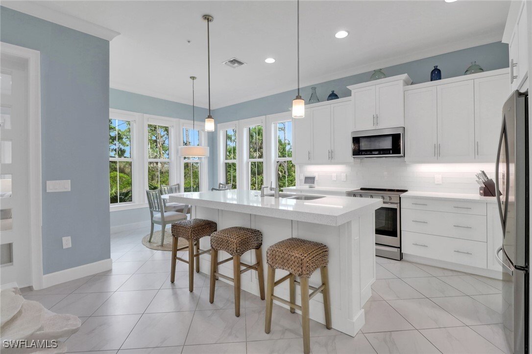 Condo in Naples, Florida, United States 3 - 17172512