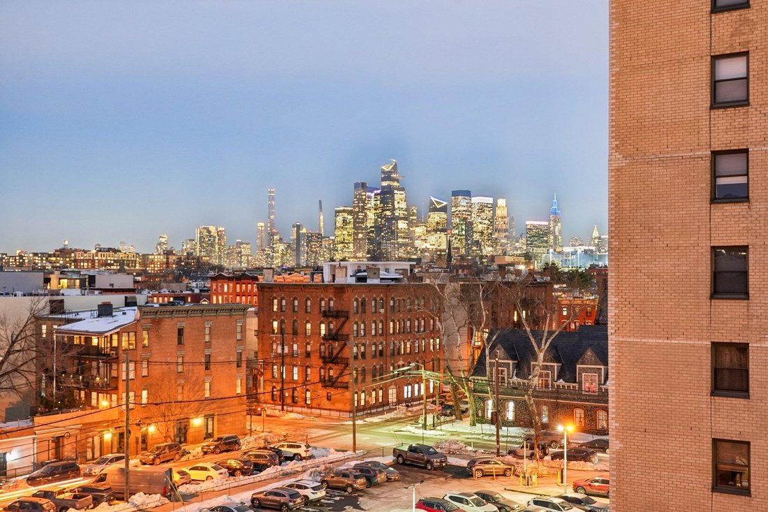 Condo in Hoboken, New Jersey, United States 2 - 17155456