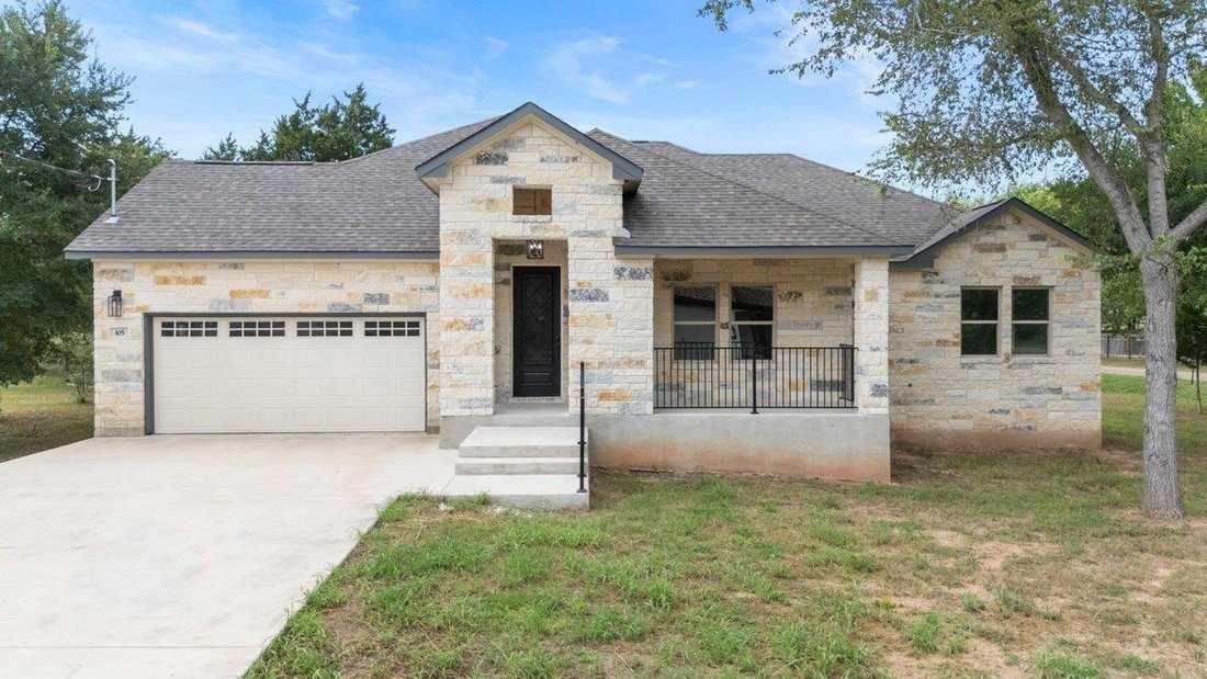 House in Bastrop, Texas, United States 1 - 17190569
