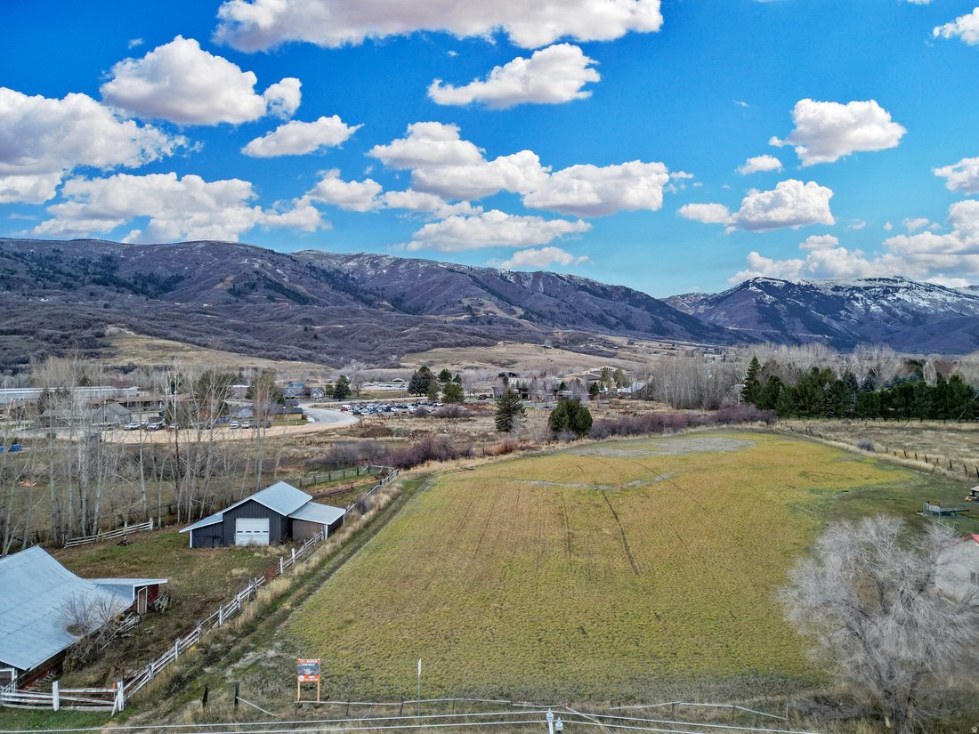 House in Eden, Utah, United States 2 - 17187426