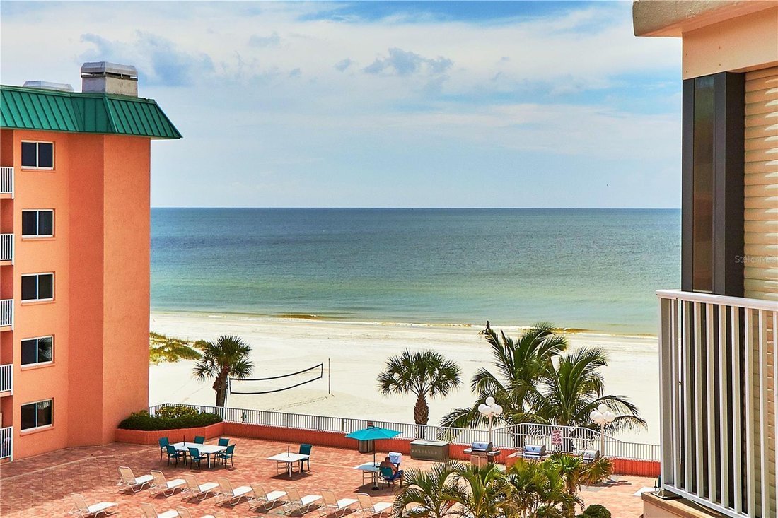 Condo in Indian Shores, Florida, United States 5 - 17185387