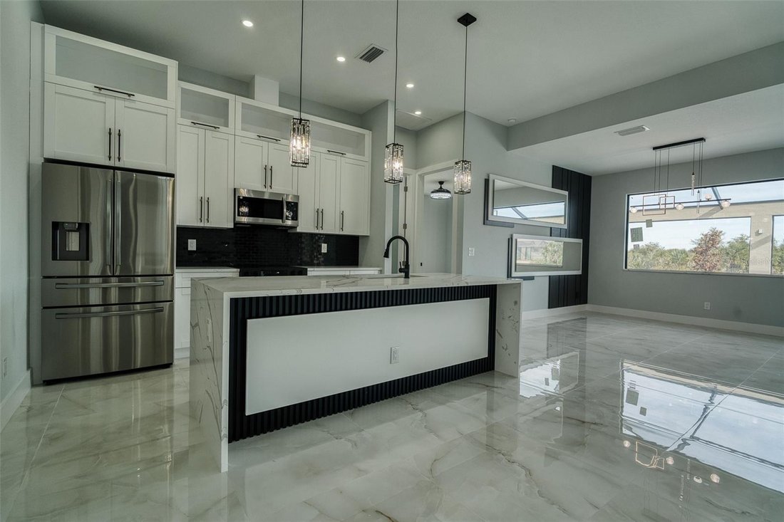 House in Port Charlotte, Florida, United States 5 - 17183196