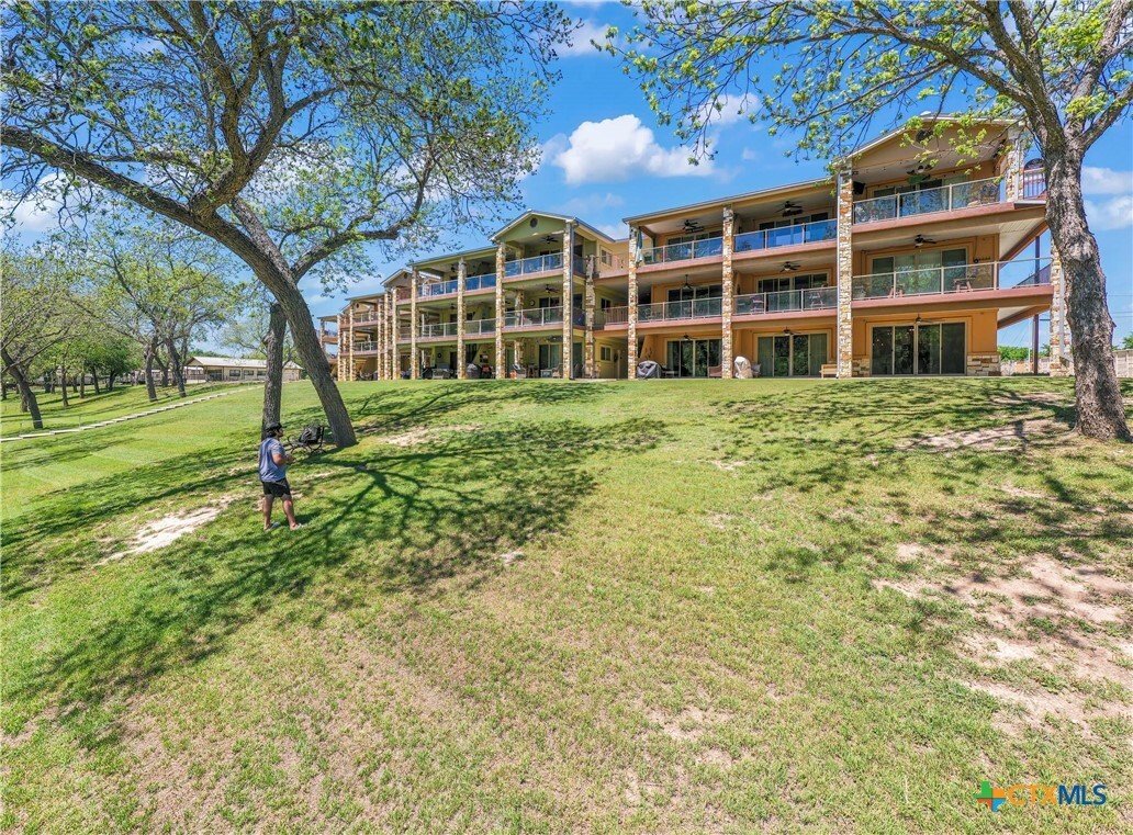 Condo in New Braunfels, Texas, United States 1 - 17170432