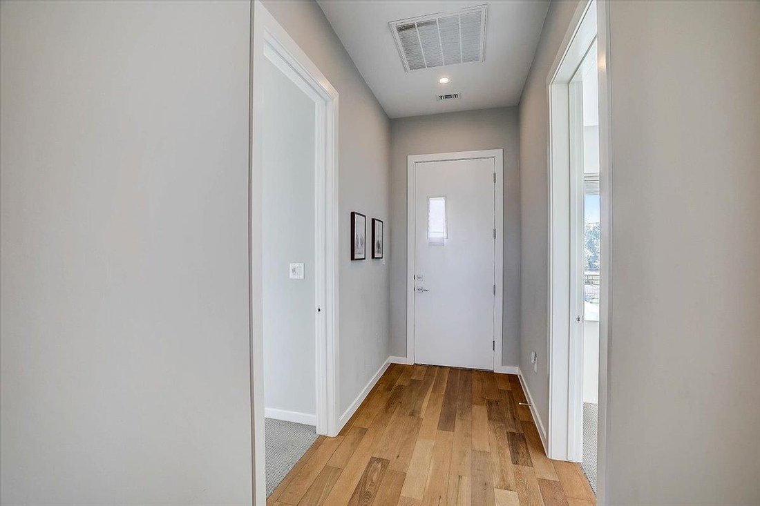 Condo in Austin, Texas, United States 3 - 17188335