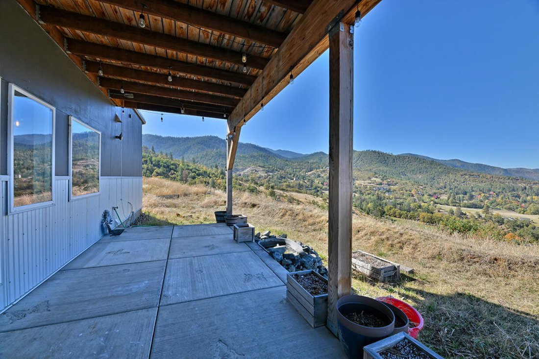 House in Ashland, Oregon, United States 3 - 17164628