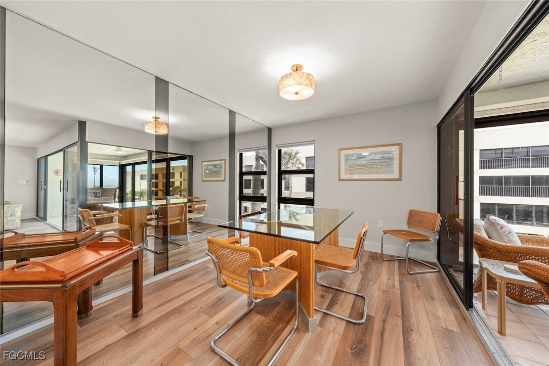 Condo in Sanibel, Florida, United States 5 - 17172716