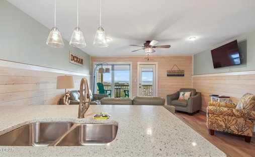 Condo in Port St. Joe, Florida, United States 1
