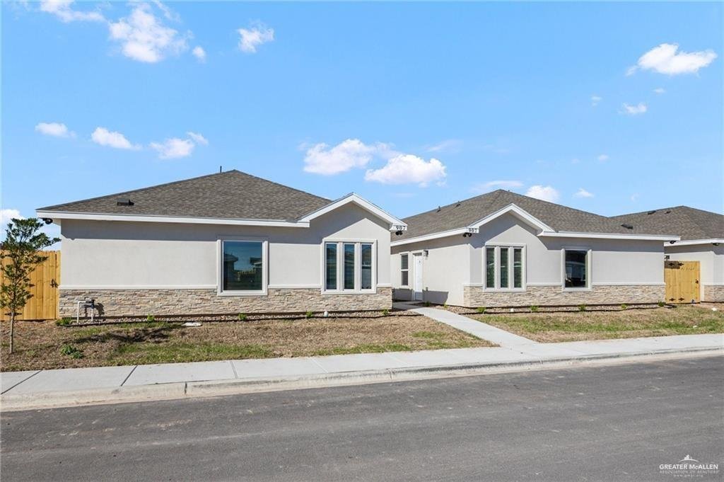 Edinburg, Texas, United States 1 - 17166890