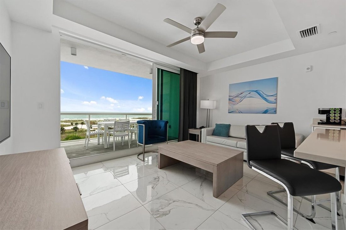 Condo in St. Pete Beach, Florida, United States 5 - 17182174