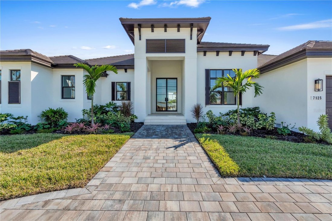 House in Sarasota, Florida, United States 2 - 17179923