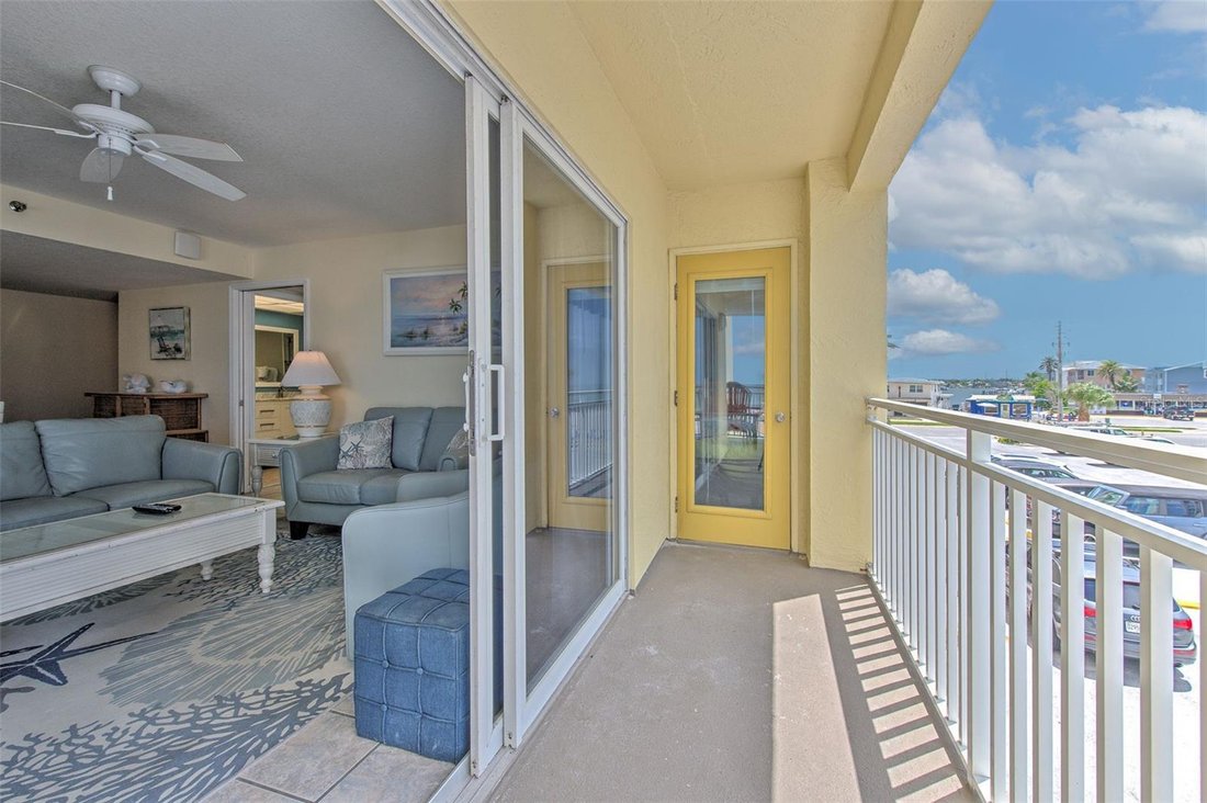 Condo in Madeira Beach, Florida, United States 5 - 17180833