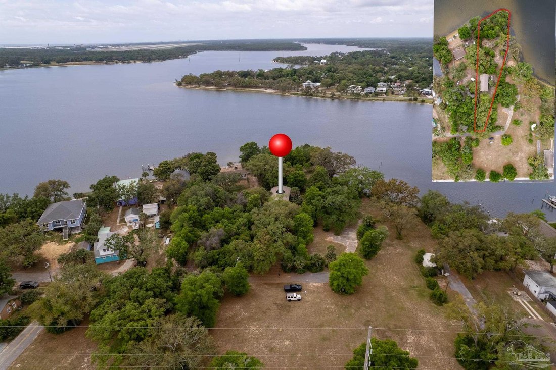 Pensacola, Florida, United States 2 - 17161656