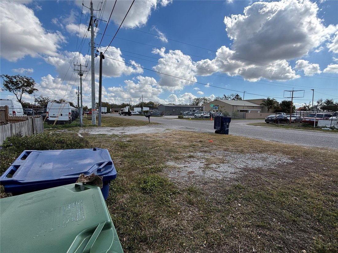 Tampa, Florida, United States 3 - 17178599