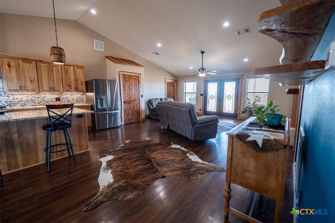 House in Lometa, Texas, United States 4 - 17171440