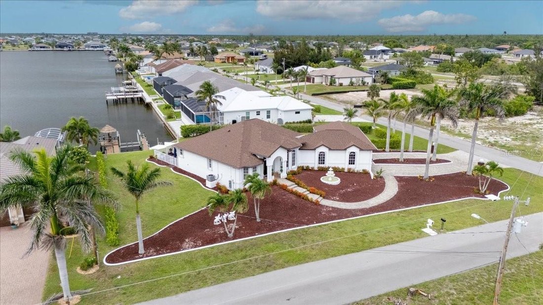 House in Cape Coral, Florida, United States 1 - 17186486