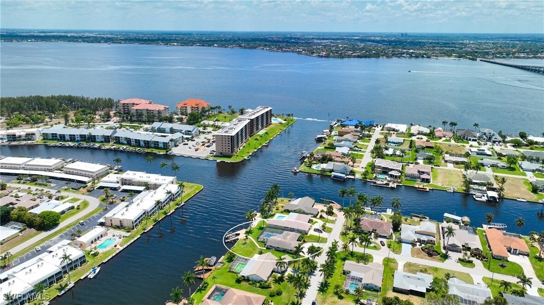 House in Cape Coral, Florida, United States 3 - 17172938
