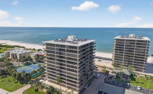 Condo in St. Pete Beach, Florida, United States 1