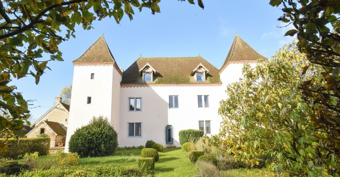 House in Chalon-sur-Saone, Bourgogne – Franche-Comté, France 1 - 17155364
