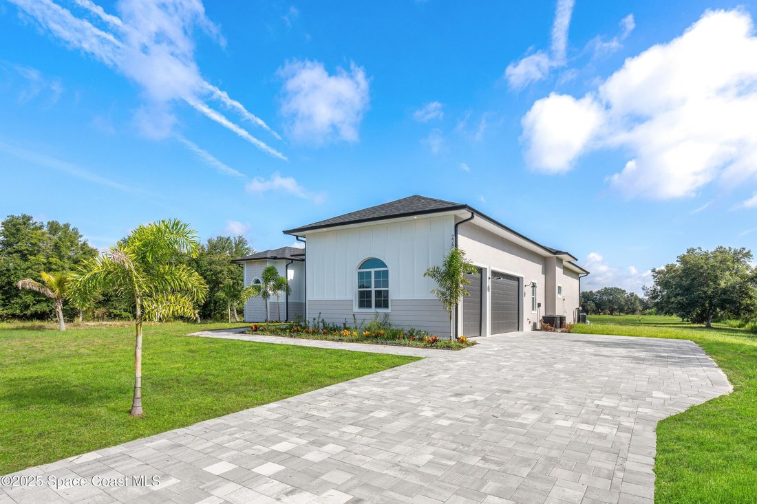 House in Grant-Valkaria, Florida, United States 4 - 17162223