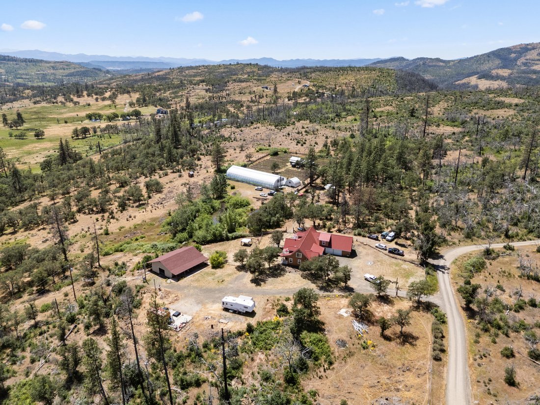 House in Eagle Point, Oregon, United States 2 - 17164540