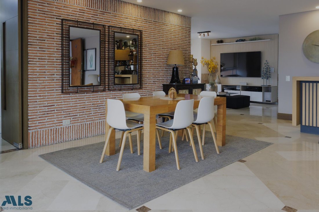 Apartment in Medellín, Antioquia, Colombia 2 - 17154759