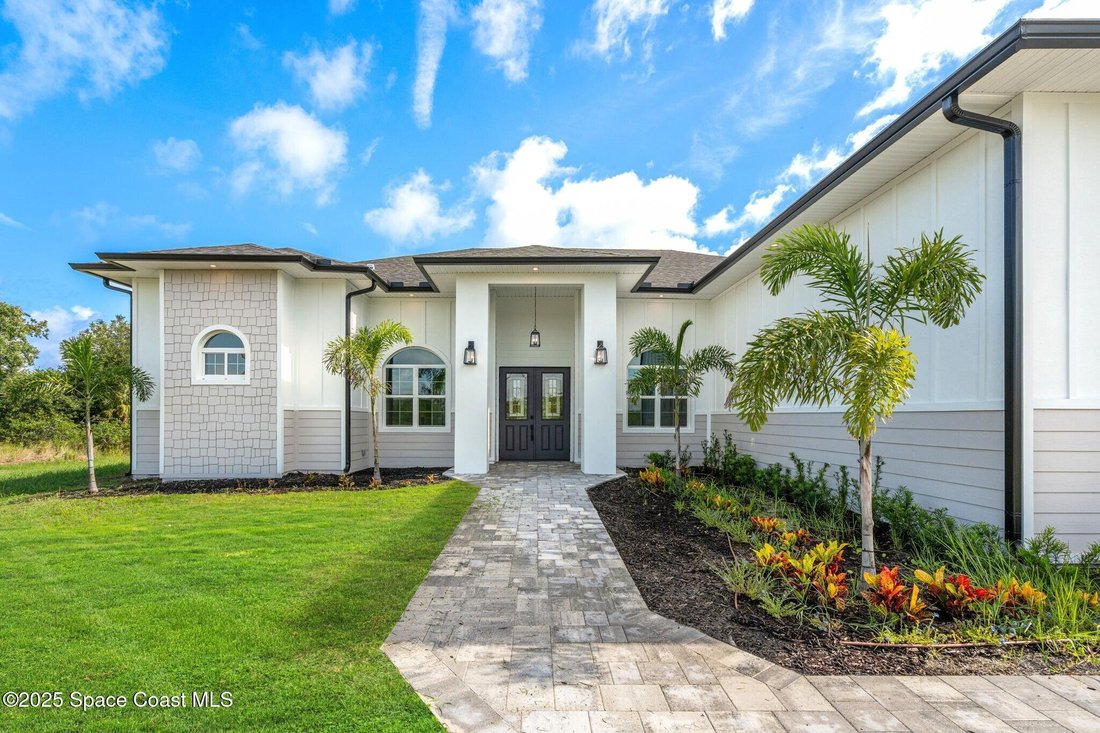 House in Grant-Valkaria, Florida, United States 2 - 17162223