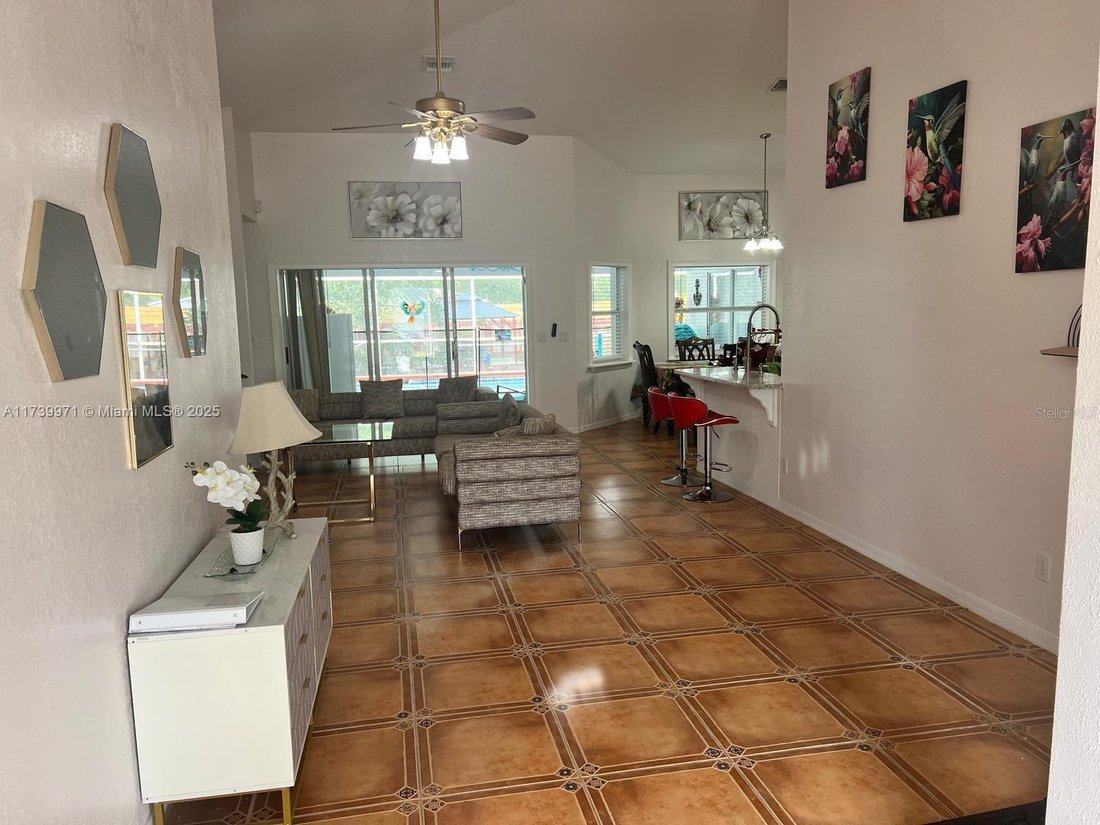 House in Lehigh Acres, Florida, United States 5 - 17185081