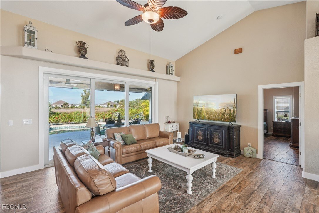 House in Cape Coral, Florida, United States 5 - 17173610