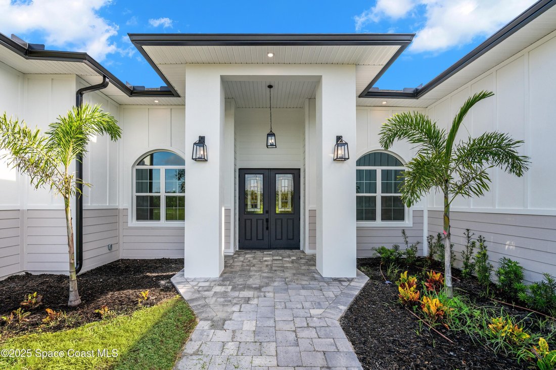 House in Grant-Valkaria, Florida, United States 3 - 17162223
