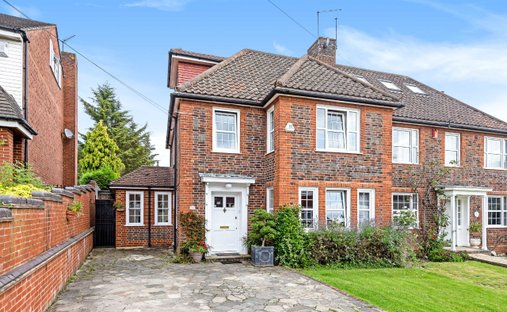 House in Barnet, England 1