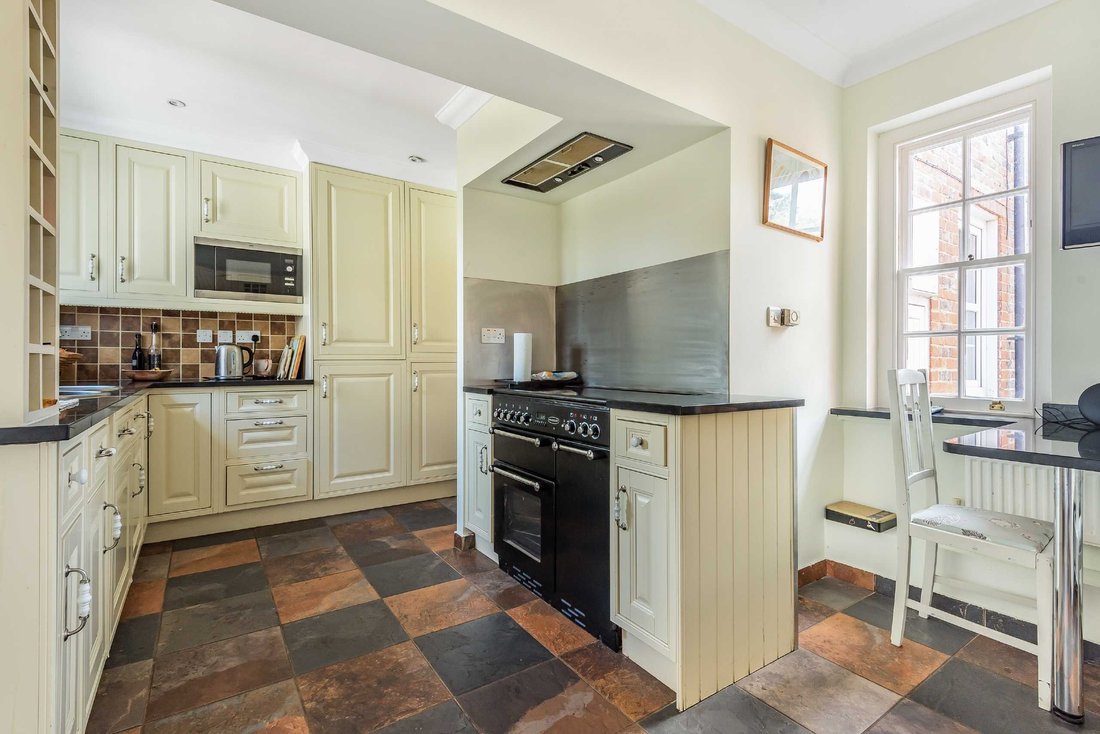 House in Barnet, England 4 - 17160514