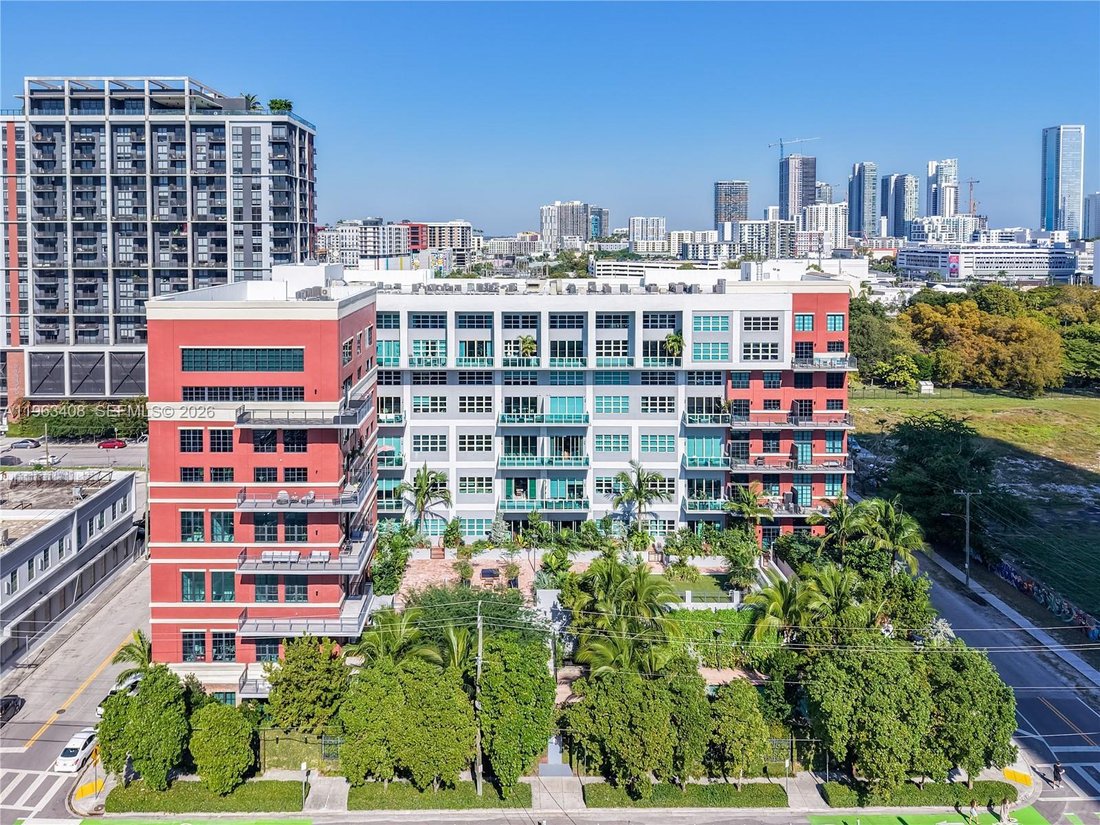 Condo in Miami, Florida, United States 1 - 17175680