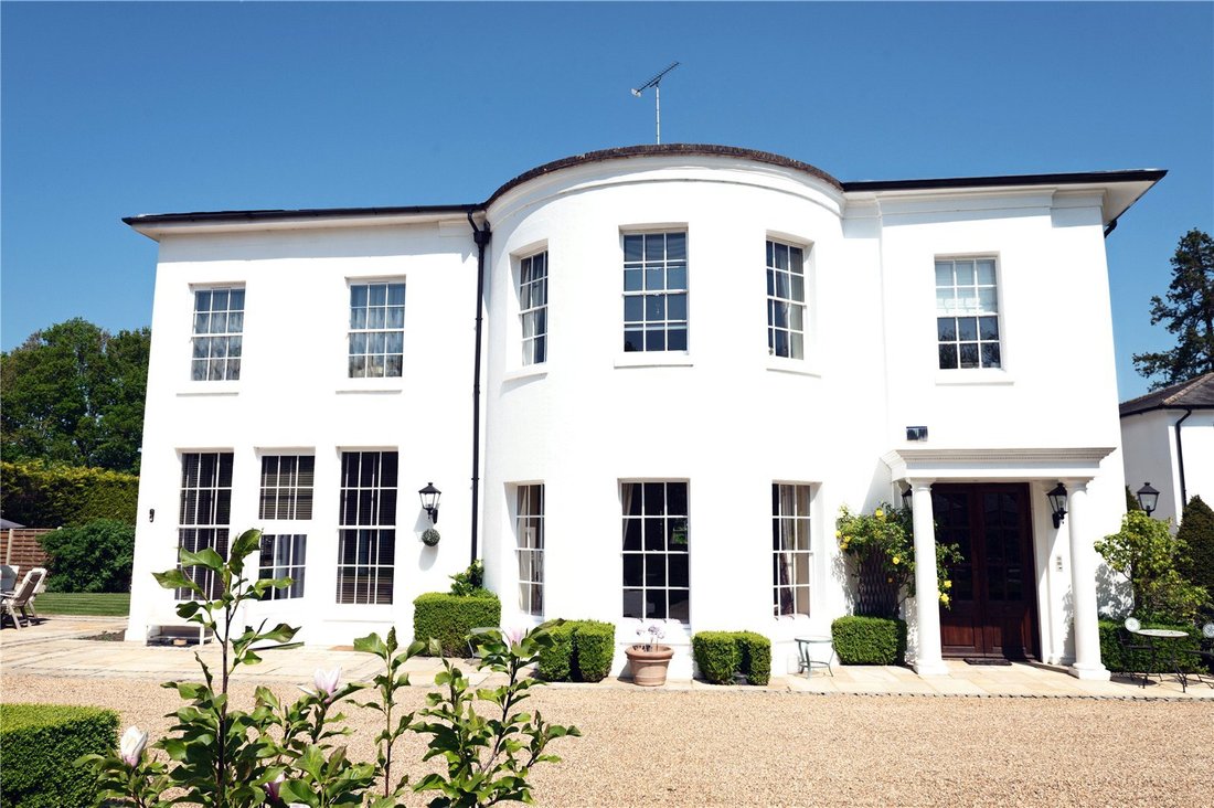 House in Bell Bar, Hatfield, England 2 - 17160892