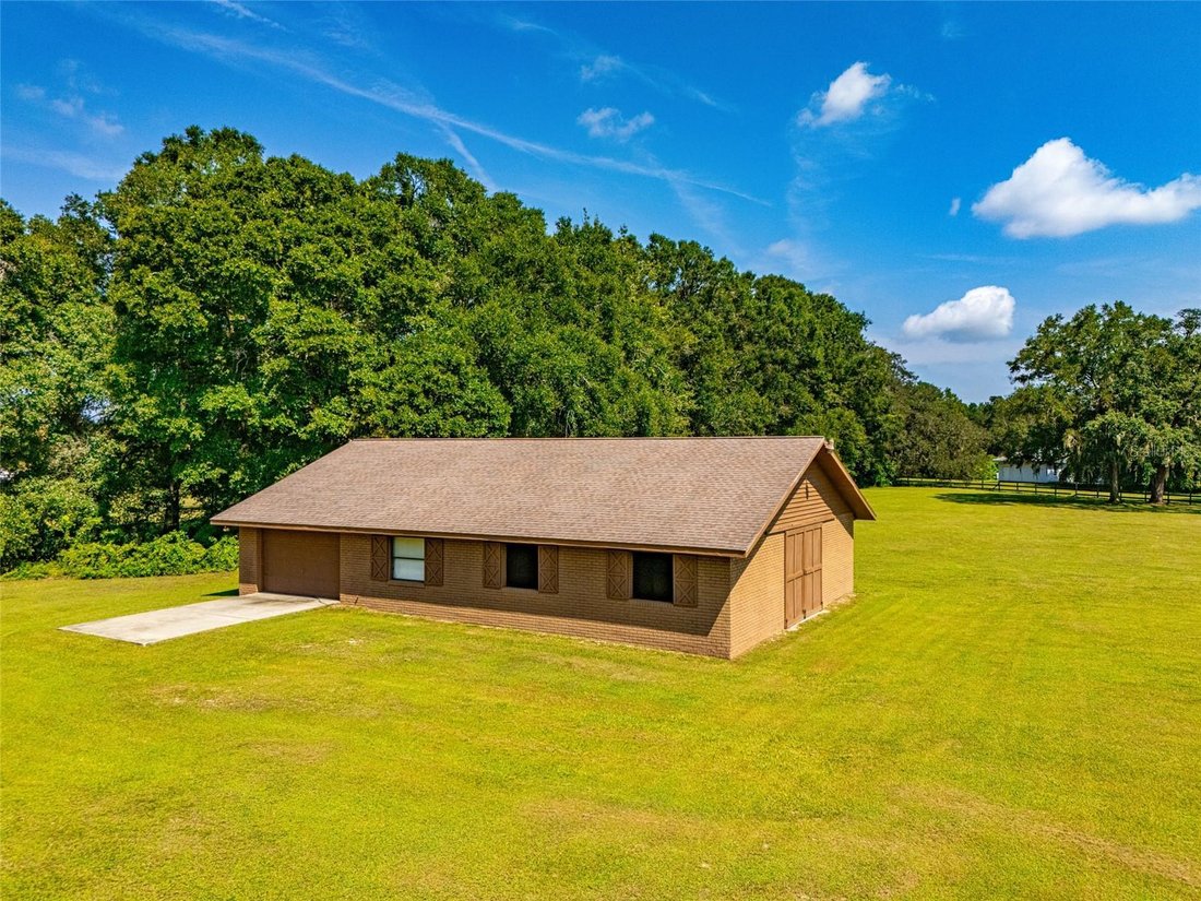 House in Ocala, Florida, United States 3 - 17187195