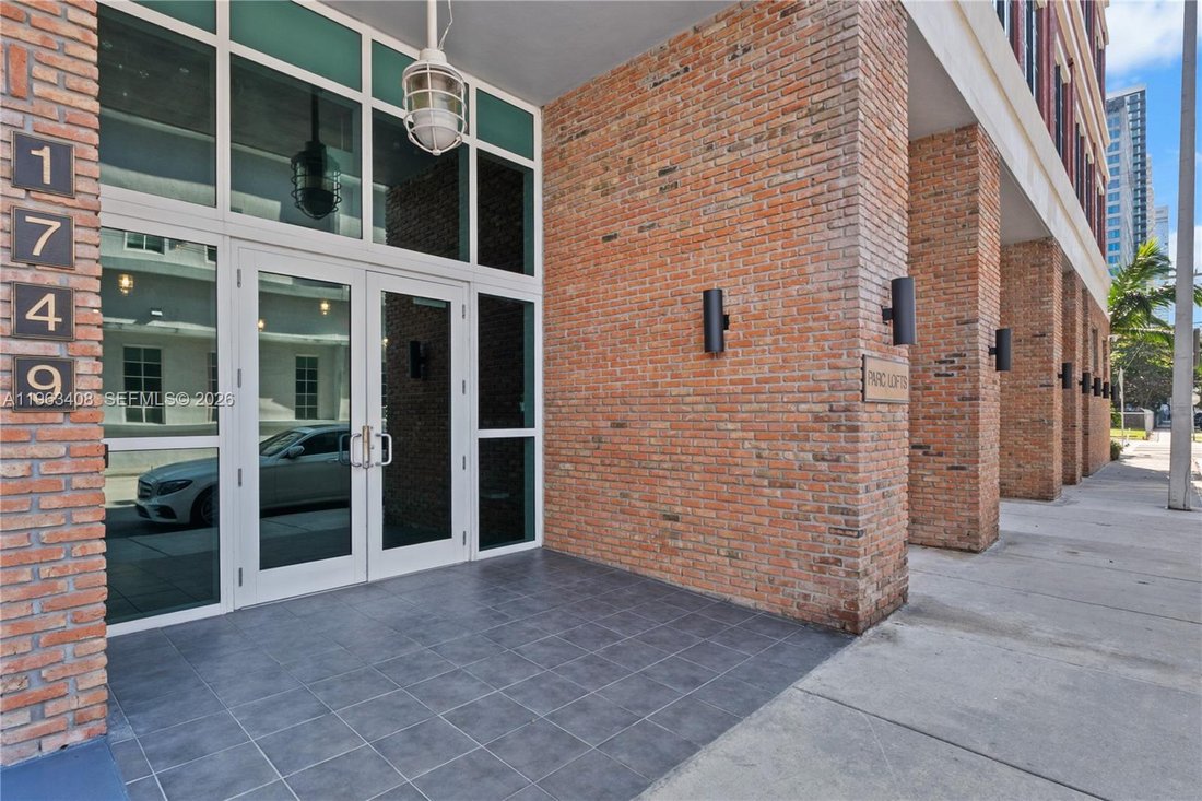 Condo in Miami, Florida, United States 3 - 17175680
