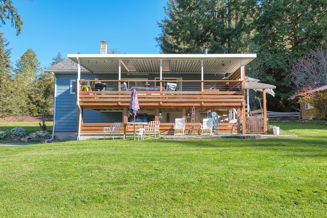 House in Roberts Creek, British Columbia, Canada 2 - 17168741