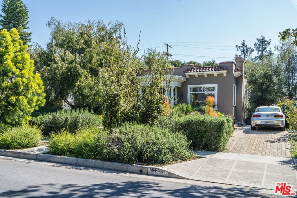 House in Los Angeles, California, United States 2 - 17170214