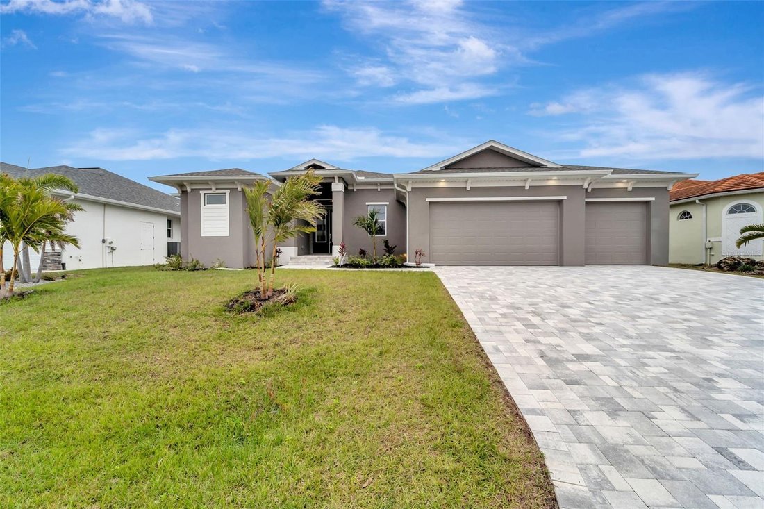 House in Port Charlotte, Florida, United States 1 - 17179861