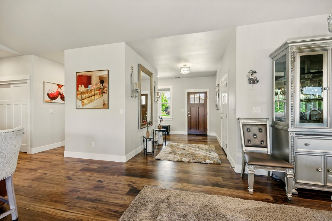 House in Medford, Oregon, United States 5 - 17164844