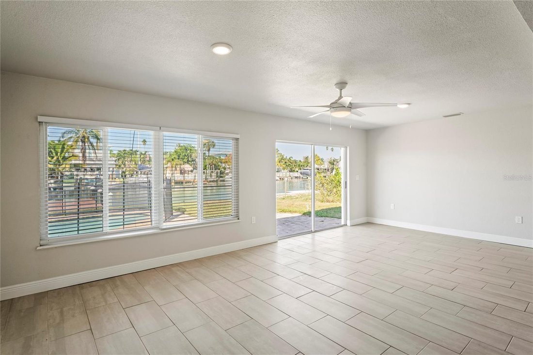 House in Madeira Beach, Florida, United States 5 - 17187455