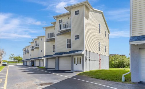 Townhouse in Indian Shores, Florida, United States 1